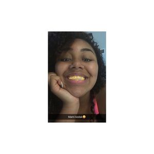 Meet your Posher, Adrianna