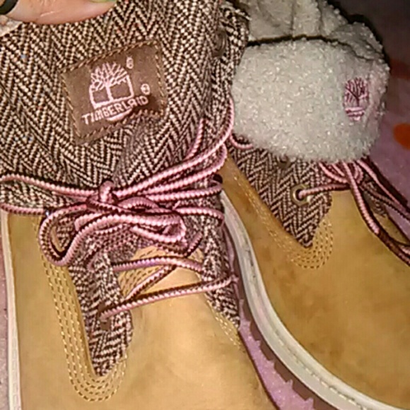 Size1 girl Tims - Picture 3 of 3