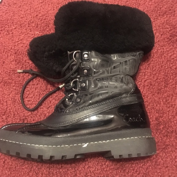 COACH✨authentic✨ fur lined black rain/winter boots