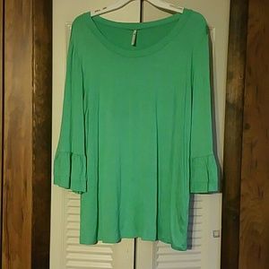 Long sleeve dress shirt