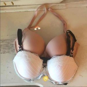 32DD bra bundle