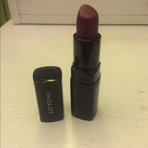 Inglot lipstick