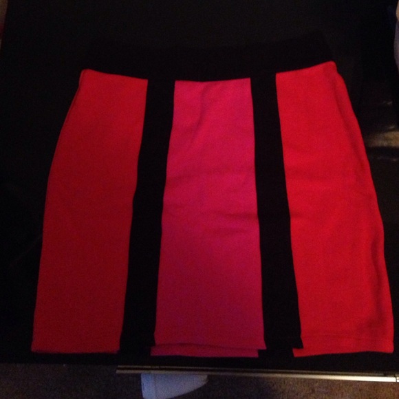 Forever 21 Fitted mini skirt