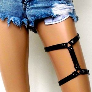 plus size thigh harness