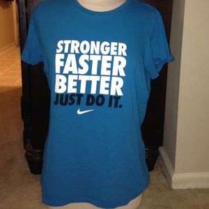 Women's Nike Slim Fit Tee