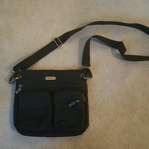 Baggallini  Crossbody