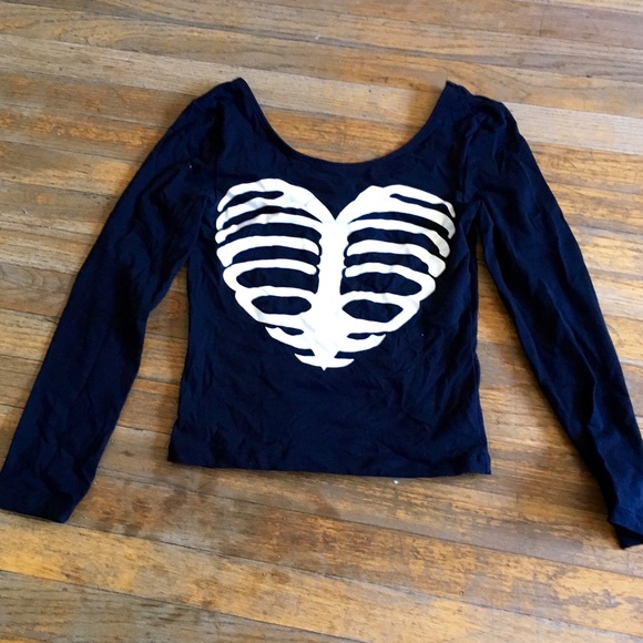 Heart cage crop top 🌙
