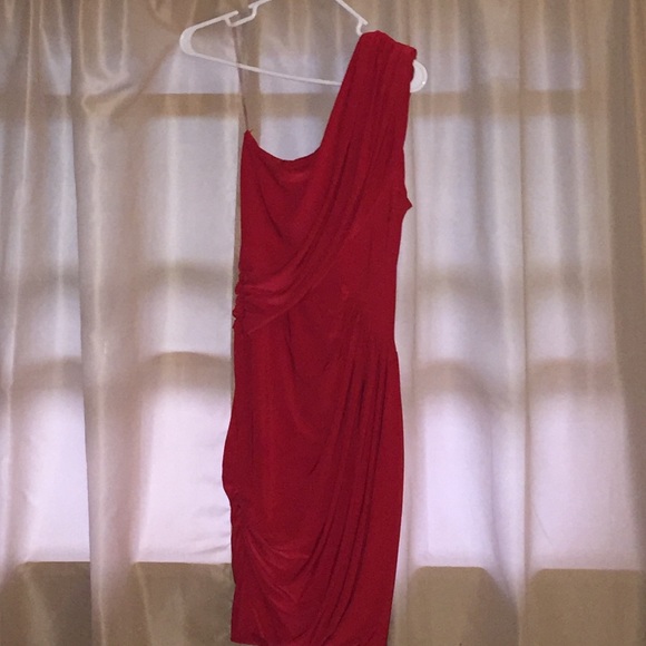 Gorgeous one strap red dress