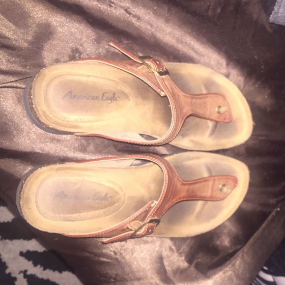 American eagle sandals
