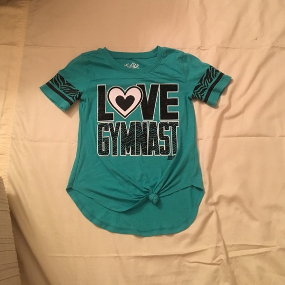 Justice size 8 tshirt