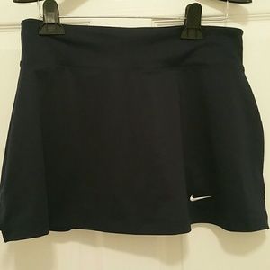 Nike - tennis/golf/running skort