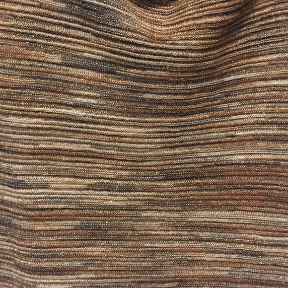Top - Picture 3 of 3