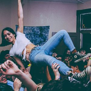 Meet your Posher, Maya