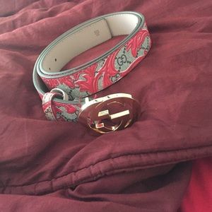 Gucci belt