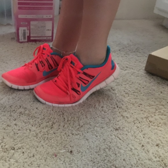 Nike free runs