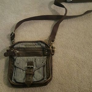 Roxy Crossbody