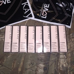 Matte-Wear Liquid Foundation