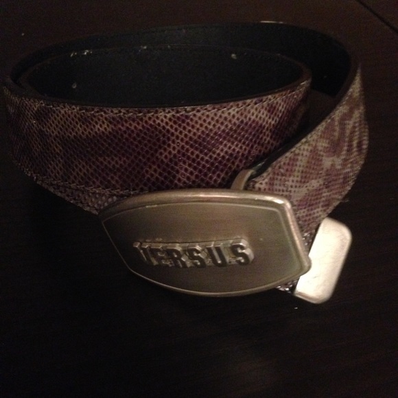 Versus leather belt
