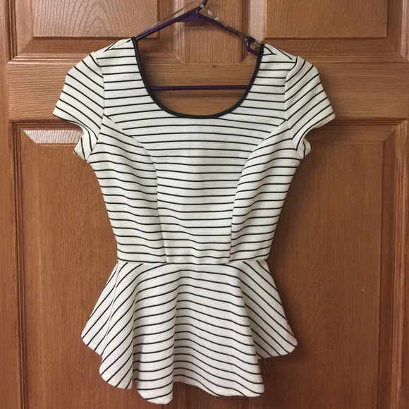 Xhilaration top from target