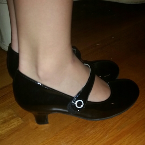 American Eagle Patent Leather Shoes