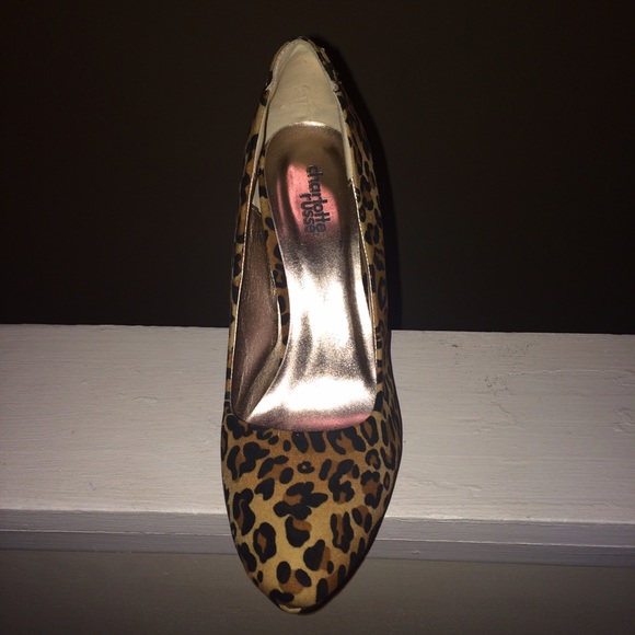 Leopard 5 inch wedge - Picture 2 of 4