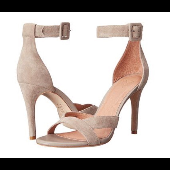Joie Shoes - NIB Joie Alvita sandstone heels 6.5