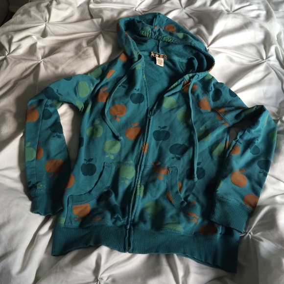 Apple blue hoodie w/orange green and blue apples