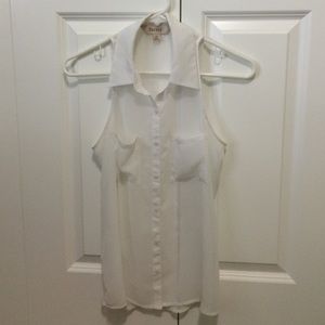 Sleeveless sheer blouse