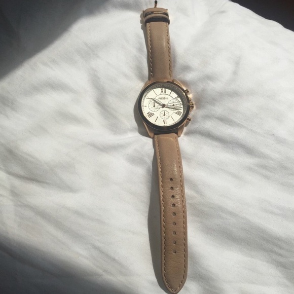 Girls fossil watch