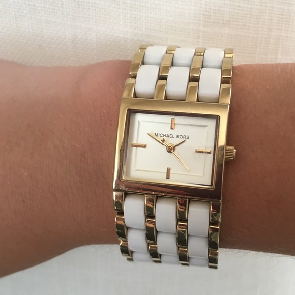 Michael Kors women\'s watch