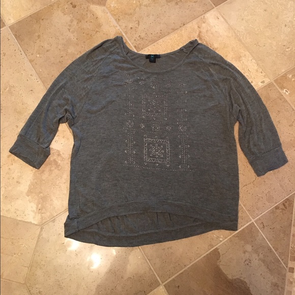 3/4 sleeve sweater shirt