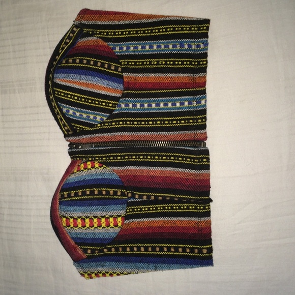 Tribal, crop tank