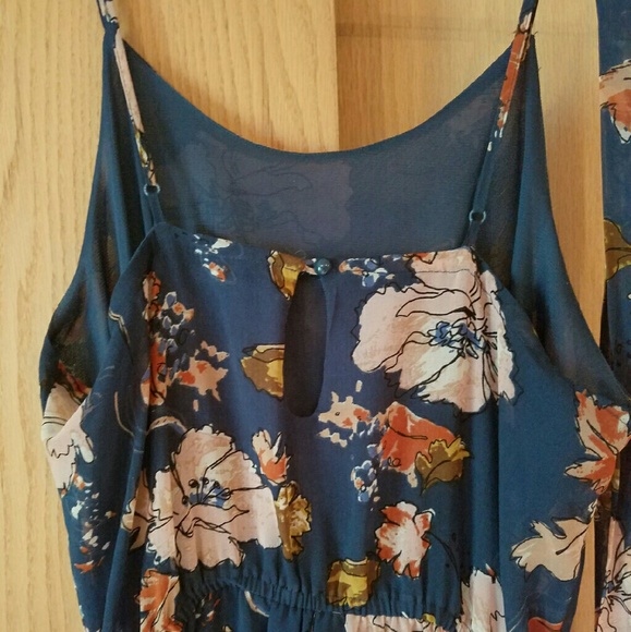 Blue floral dress - Picture 3 of 4