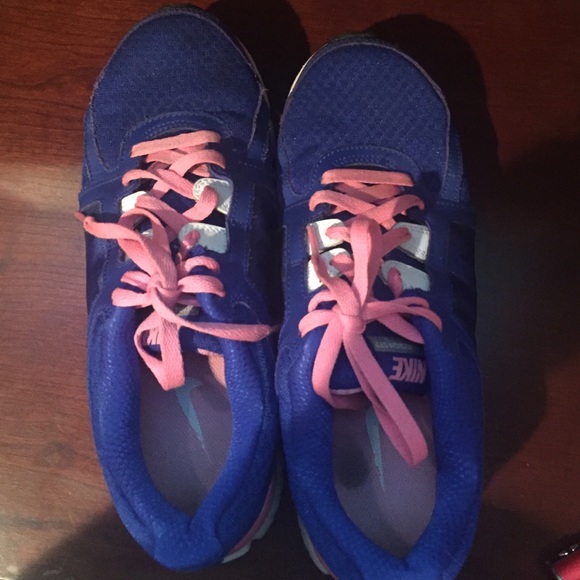 Nike Dual Fusion ST2 - Picture 4 of 4