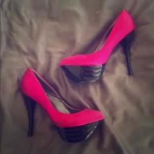 Hot Pink Bebe pumps