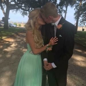 Meet your Posher, Leeanna