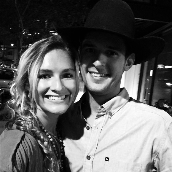 Meet your Posher, Stephanie - Picture 6 of 6