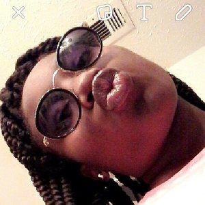 Meet your Posher, Queenof