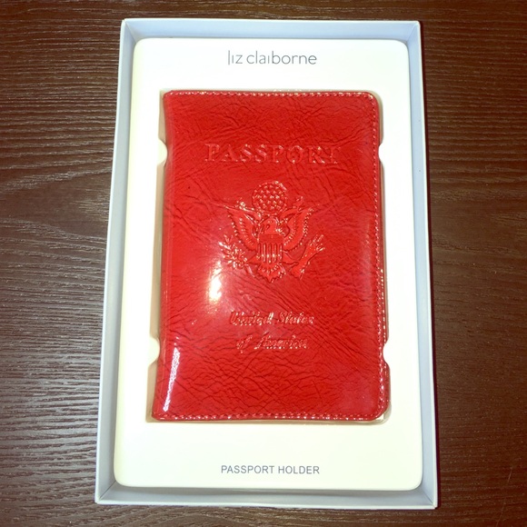 NEW Liz Claiborne Passport Holder