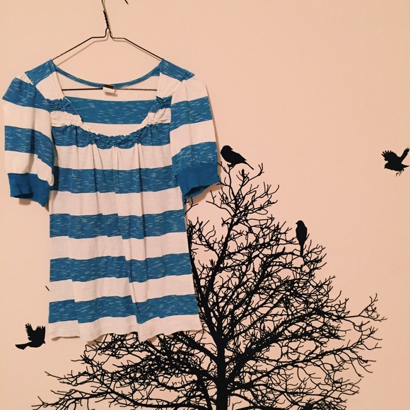 blue and cream stripped ruffle shirt