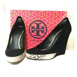 Tory Burch Sandra Snake-Print Platform Wedge