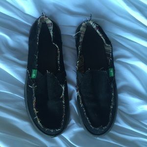 Sanuk sandals