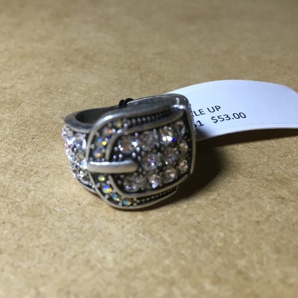 NEW Premier Designs Buckle Up Ring