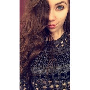 Meet your Posher, Leah