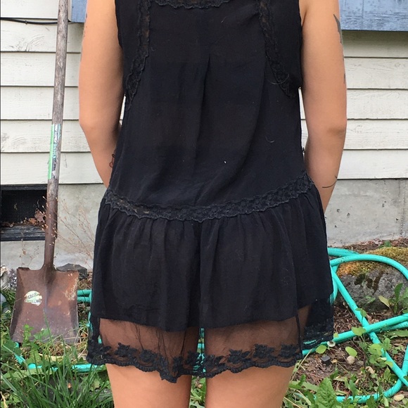Vintage black lace dress - Picture 3 of 4