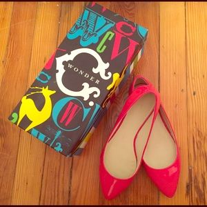 C. Wonder Pointy Toe Flat