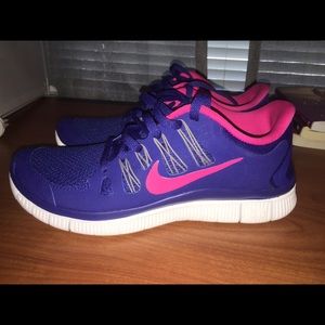 BRAND NEW Nike Free Runs