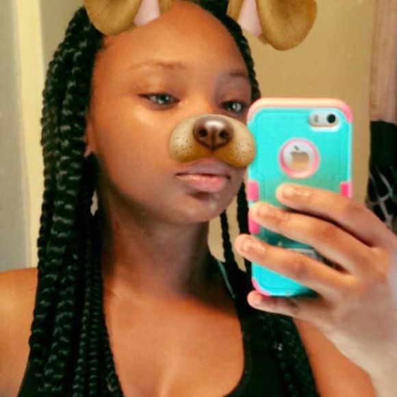 Meet your Posher, Toni - Picture 1 of 1