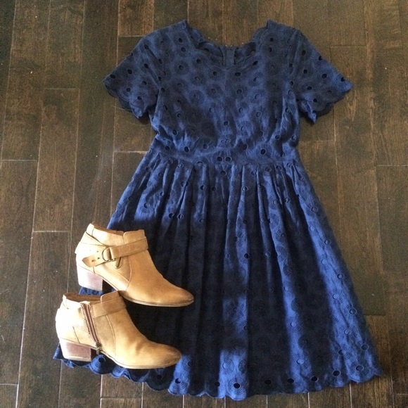 J. Crew Dresses & Skirts - J. Crew Beautiful Blue floral dress