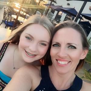 Meet your Posher, Angie